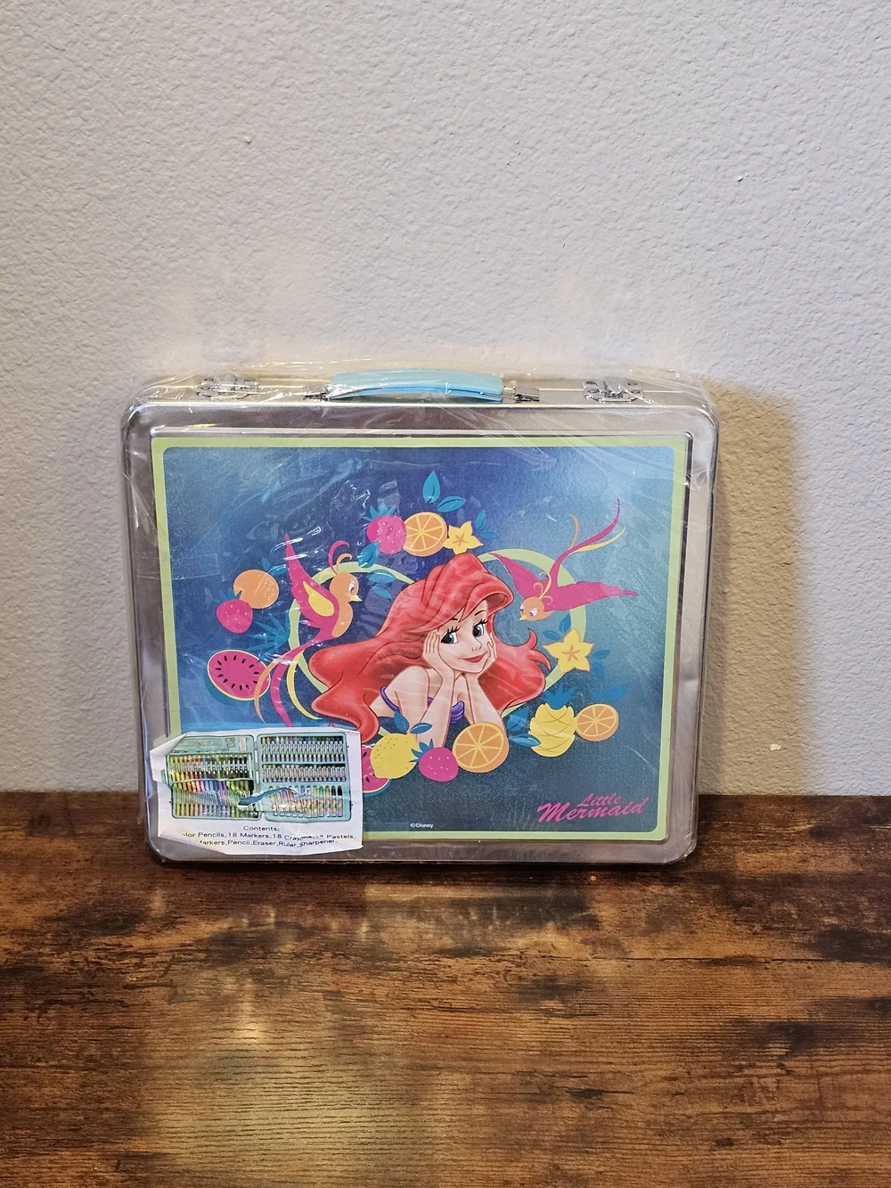 NWT Vintage Disney Little Mermaid Art Set